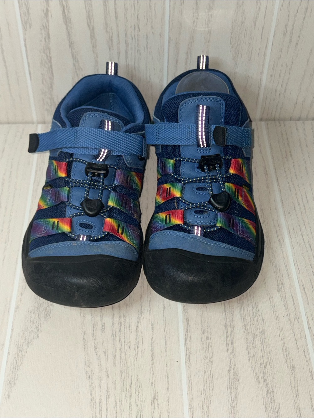 KEEN 5 Kids Blue Rainbow Strap Outdoor Shoes Waterproof
